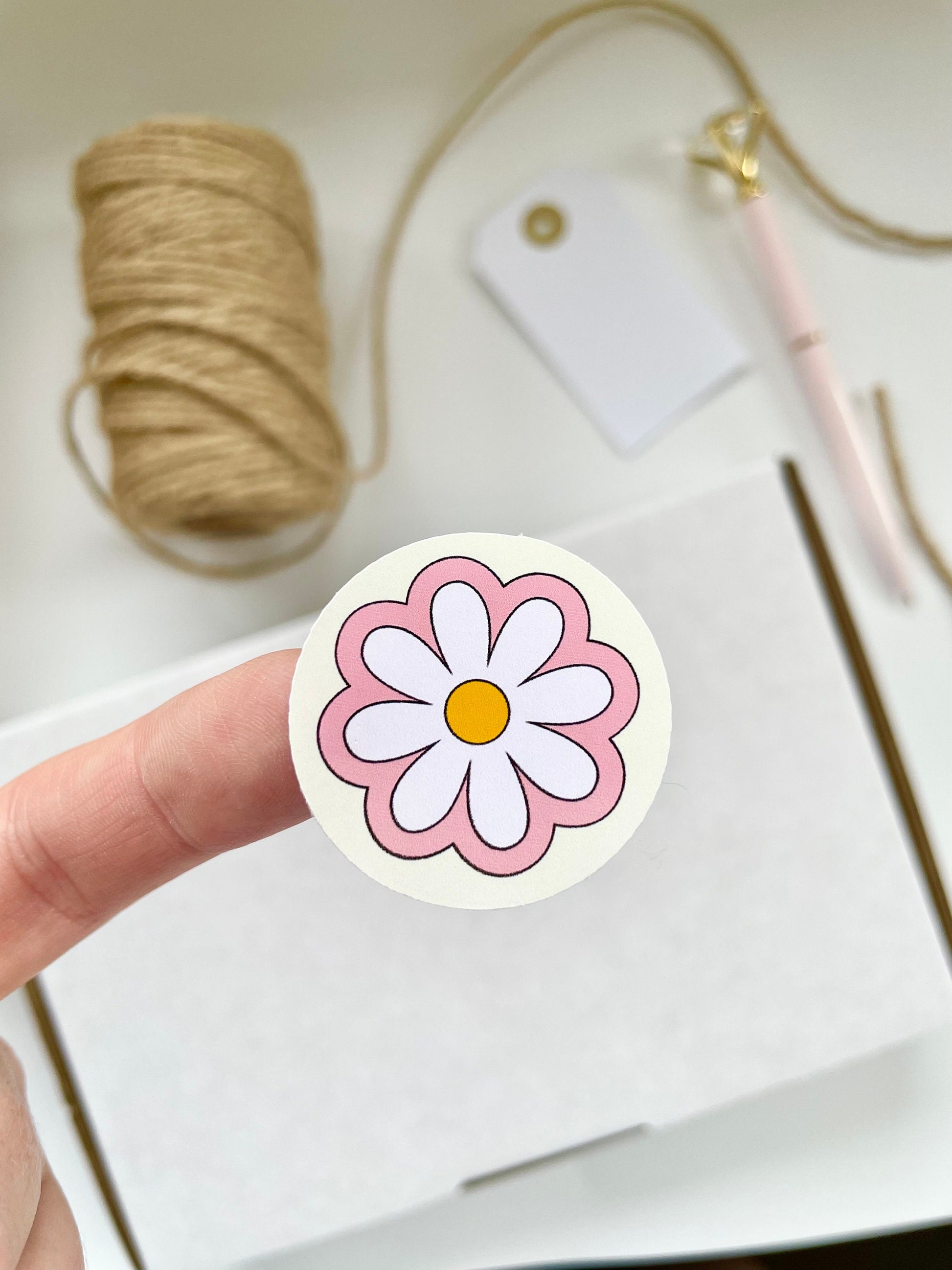 Daisy Sticker | 38mm Stickers | Pink Flower Sticker | Flower Label | Notebook Planner Diary